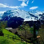 Cosy 87 In With Spectacular Mountain And Views *