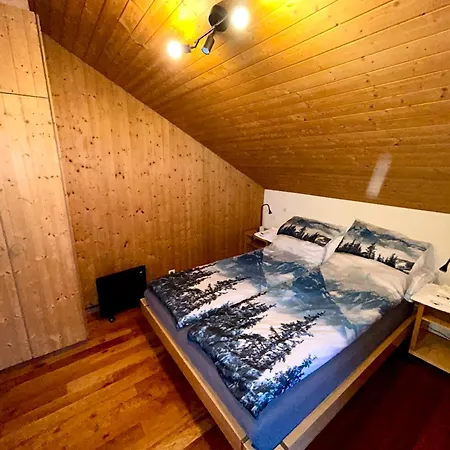Cosy 87 In With Spectacular Mountain And Views Chalet