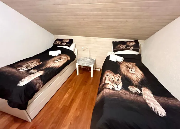 Chalet Cosy 87 In With Spectacular Mountain And Views *