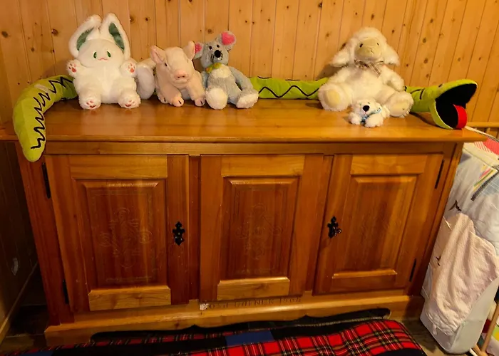 Cosy 87 In With Spectacular Mountain And Views