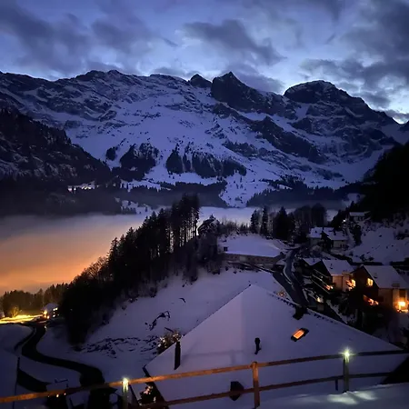 Шале Cosy 87 In With Spectacular Mountain And Views *