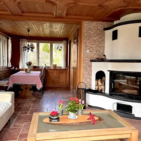 Cosy 87 In With Spectacular Mountain And Views